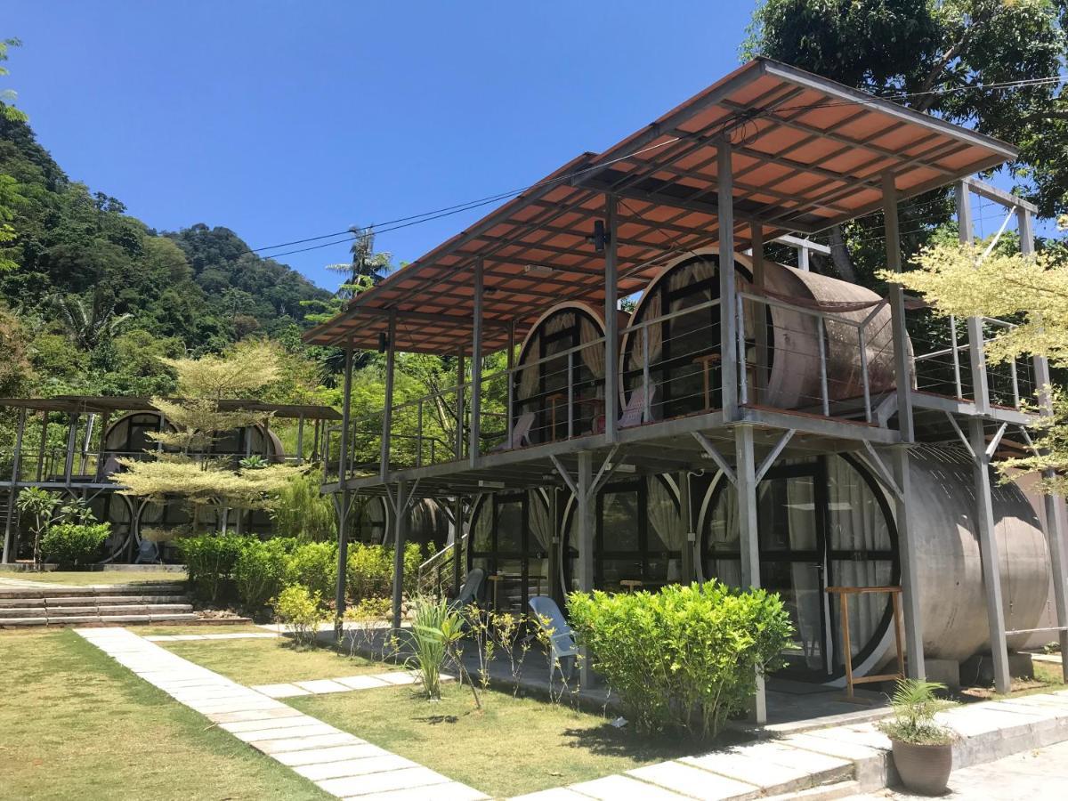 Go Deeper Tioman Hotel Екстериор снимка